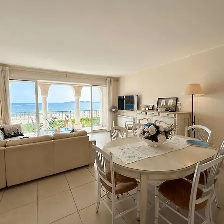 Spacieux Avec Balcon Et Acces A Port - Fr-1-868-12 Grimaud