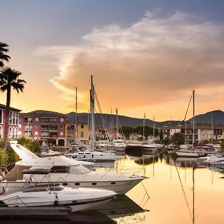 Appartement Spacieux Avec Balcon Et Accès à Port - Fr-1-868-12 Grimaud